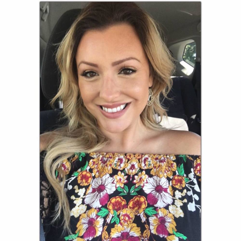 Meet your Posher, Corina
